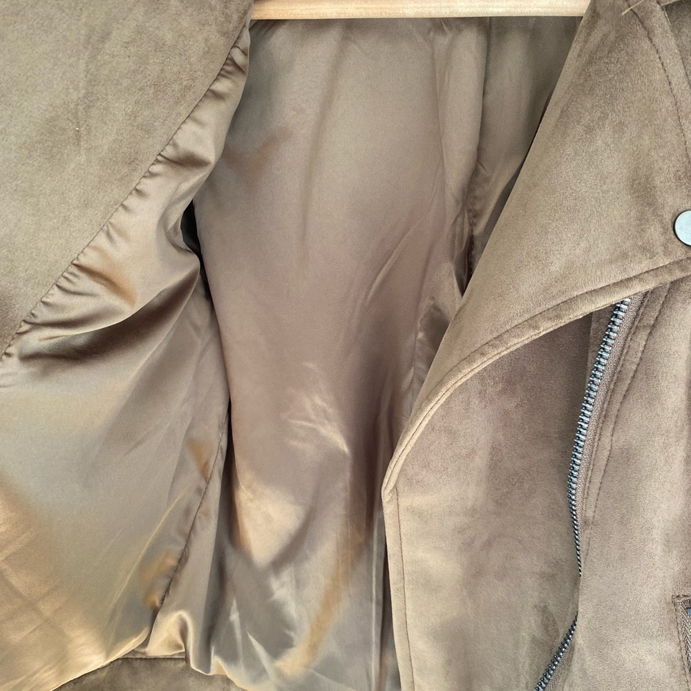 Suede cropped jacket - Picture 2 of 6